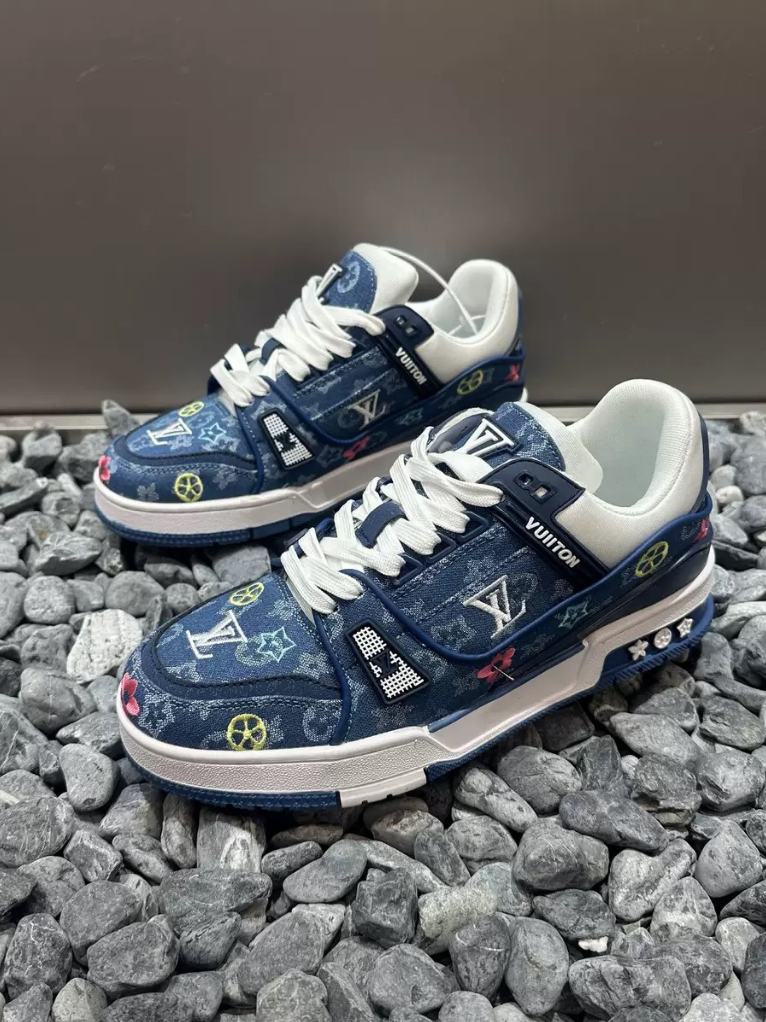 LUVANA™ - SNEAKER
