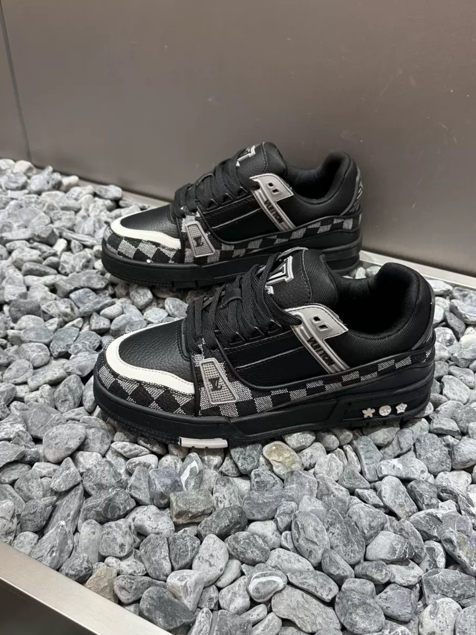 LUVANA™ - SNEAKER